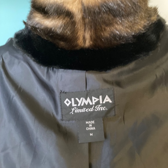Olympia LTD faux fur black jacket- Sz M- Classic coat silhouette - Picture 5 of 8